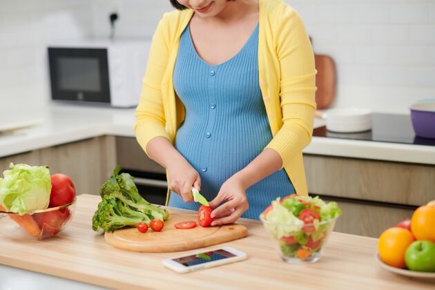 有机孕妇用水果和蔬菜准备健康食品特写中国菜饮食韩国