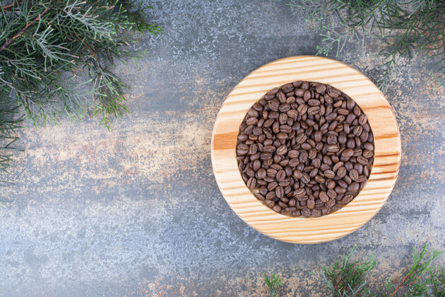 浓缩咖啡大理石上有咖啡豆的木板能量木板香味