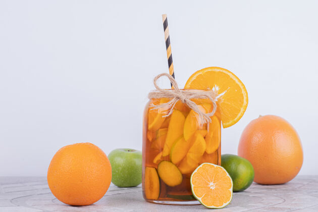 酸橙与葡萄柚 酸橙和肉桂一起喝水食物葡萄柚