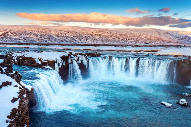 运动冰岛冬天日落时的戈达福斯瀑布冰岛风景冰岛