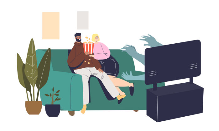 恐怖一对夫妇在家里看电视电影 惊恐地坐在沙发上电影电视家庭