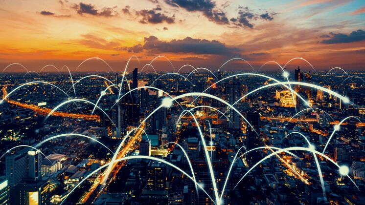 通信全球化的智慧数字城市抽象图形展示连接网络城市景观智能电信
