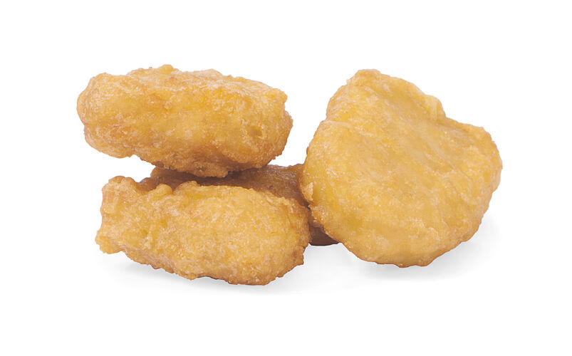 午餐炸鸡块隔离在白色堆栈不健康块