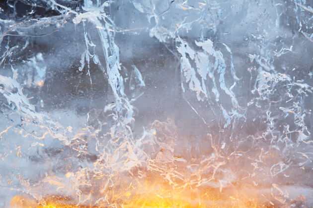 透明冰透明的冰墙 背后有有趣的纹理和光线特写 背景冷奇怪窗花