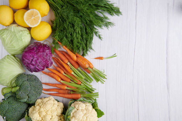 营养不同的蔬菜 种子和水果摆在桌上健康饮食平面 俯视图分类营养绿色