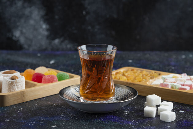 美味喝完茶 尽情享受吧土耳其茶饮食