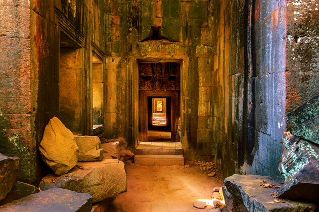 浮雕塔普罗姆 柬埔寨的吴哥窟古代考古学寺庙