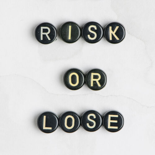 文字风险或失去珠子信息排版设计元素字母风险