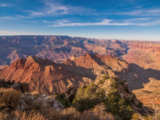 大空中拍摄的大峡谷国家公园在美国地质边缘风景