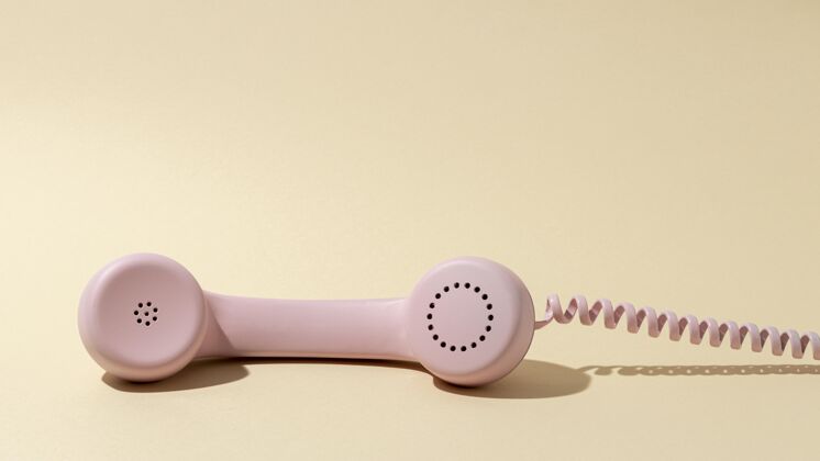 对象复古粉色电话组合通信资源安排