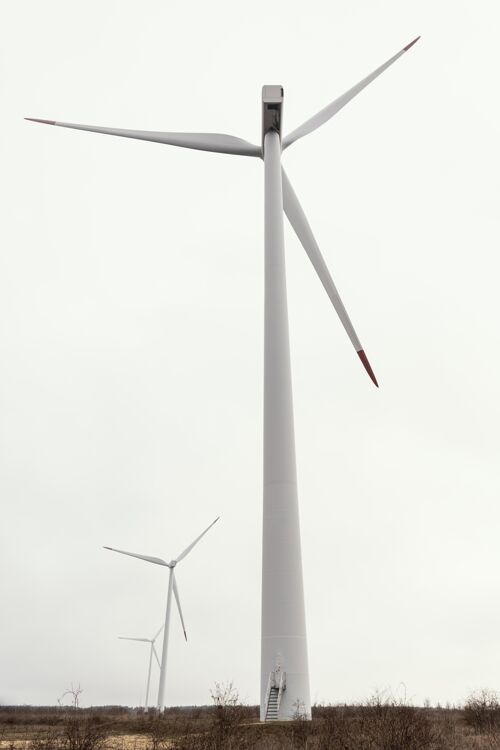 环境低角度的风力涡轮机在外地可再生能源风力涡轮机风能