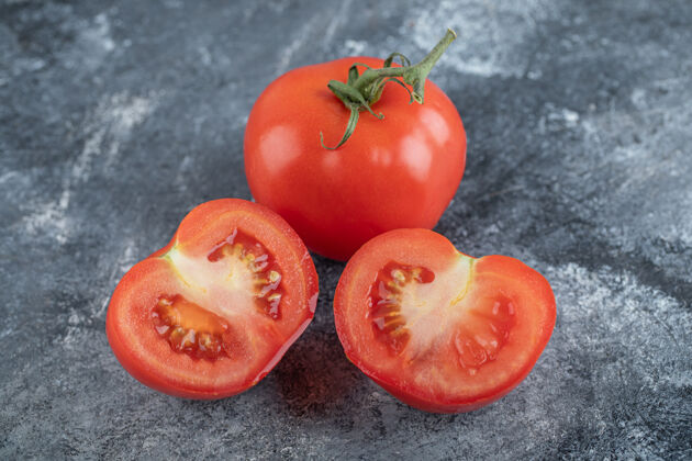农业红色新鲜番茄全切高品质照片园艺多汁农业