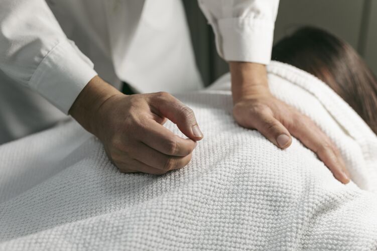 治疗特写按摩课程替代疗法沙龙水平